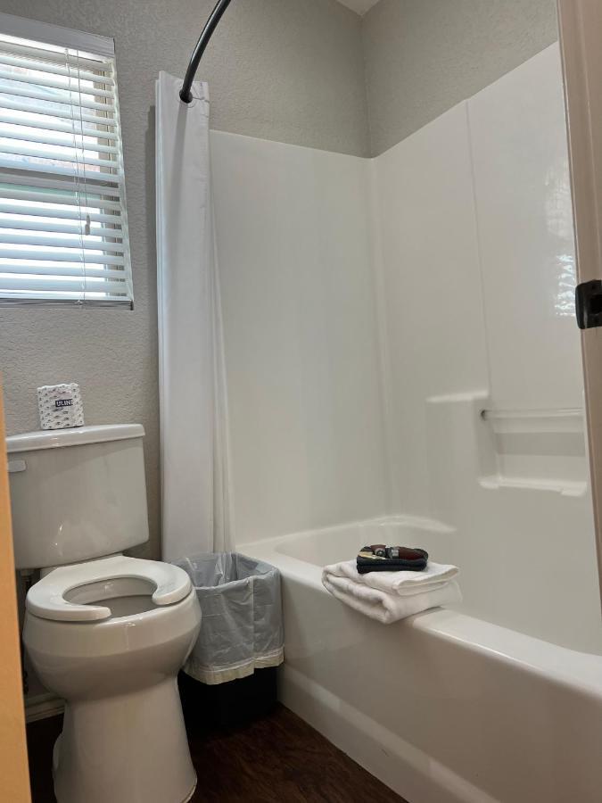 Rivercity Rv Park ニューブラウンフェルズ エクステリア 写真